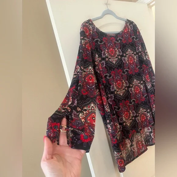 Dana Buchman Elegant Black and Red Patterned Women's Blouse Size 2X - Picture 7 of 16